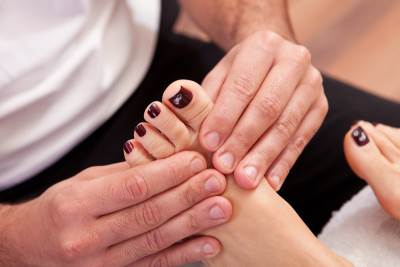 foot massage therapy